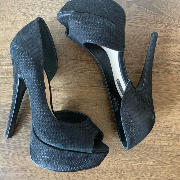 Steven by Steve Madden Black Heel - Picture 4 of 8